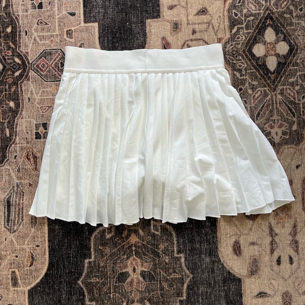 Nike White Pleated Tennis Skirt - Picture 3 of 4
